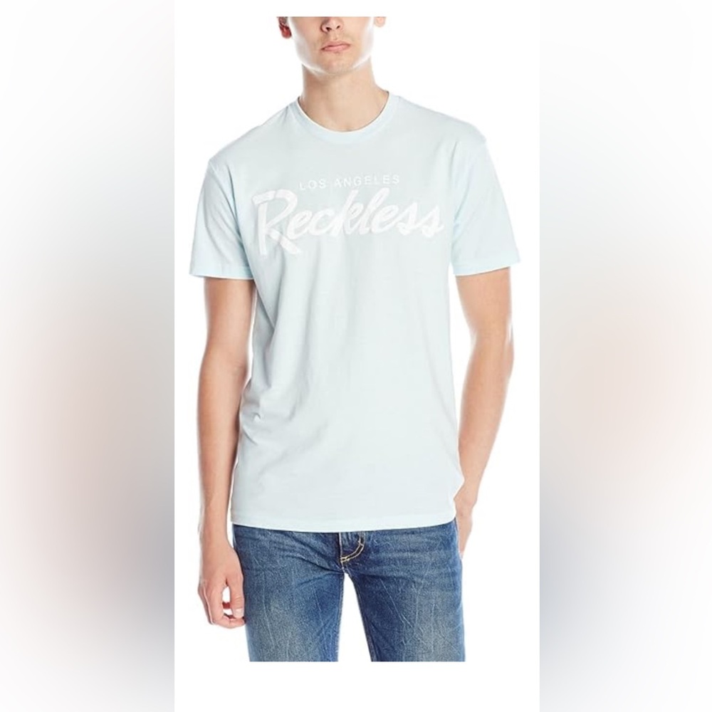 Young & Reckless baby blue short sleeve size medium T-shirt. {255}